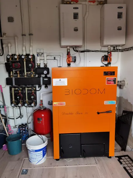 Установка котла. Монтаж отопительной системы и водоснабжение